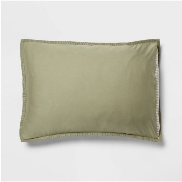 NWT King Mini Gingham Comforter and Sham Set Moss
Green - Threshold - Picture 7 of 7